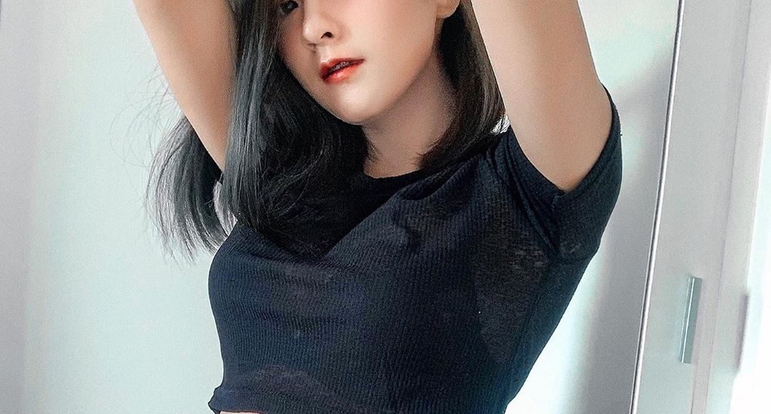 Cerita Sex Swinger Dengan Pembantuku Yang Bikin Horny