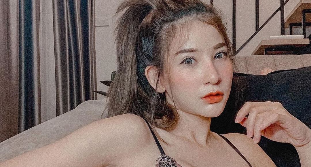 Cerita Sex Kunikmati Malam Pertama