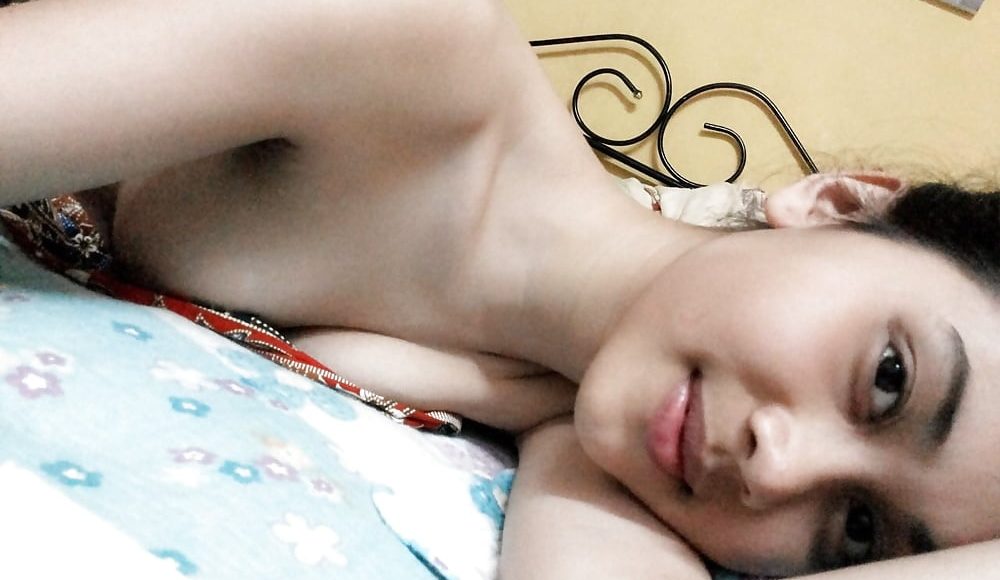 Cerita Sex Pijatan Erotis Ayu Yang Membuat Terangsang